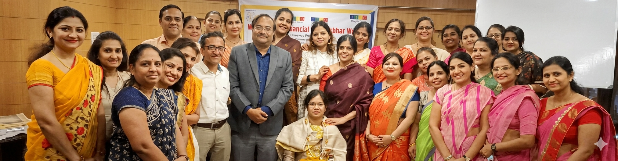 Celebrating a Milestone: CA Nidhi Tatia Honoured as Best Women Achiever by FKCCI